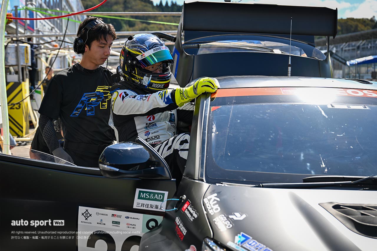 注目のミッドシップGRヤリス『TGRR GR Yaris M concept』が登場！ S耐第6戦岡山の走り出しでいきなり速さみせる