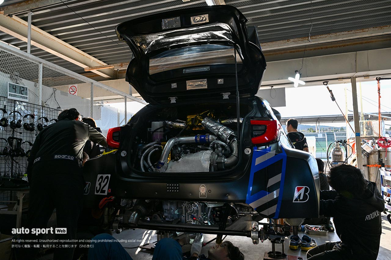 注目のミッドシップGRヤリス『TGRR GR Yaris M concept』が登場! S耐第6戦岡山の走り出しでいきなり速さみせる