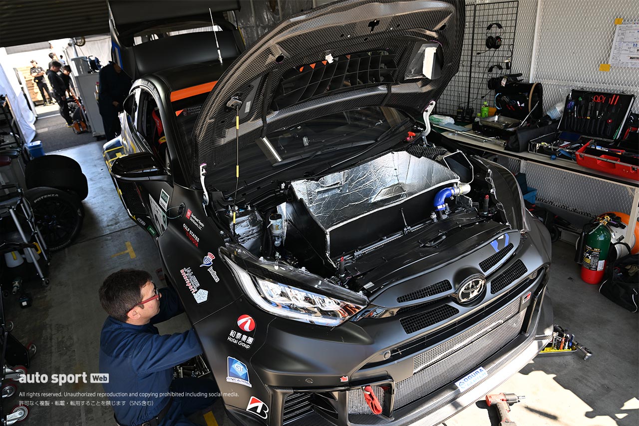 注目のミッドシップGRヤリス『TGRR GR Yaris M concept』が登場! S耐第6戦岡山の走り出しでいきなり速さみせる