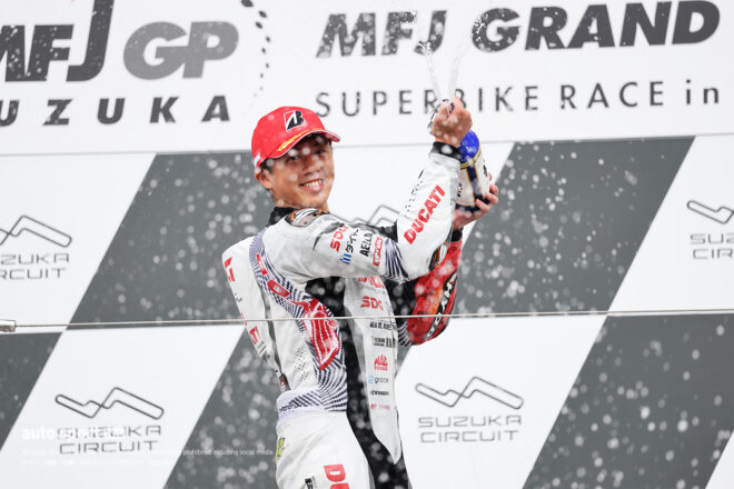 水野涼が得意の鈴鹿で今季2勝目。ポールシッターの浦本が2位／2025全日本ロード第7戦鈴鹿 JSB1000 レース1