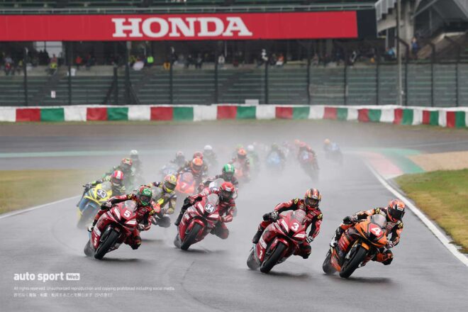 井手がクラス初優勝。羽田は3位でチャンピオン獲得／2025全日本ロード第7戦鈴鹿 ST1000 決勝