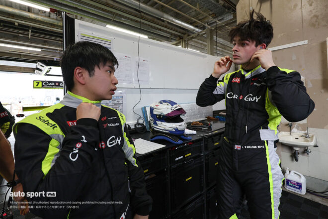 小林利徠斗とザック・オサリバン（CARGUY Ferrari 296 GT3）