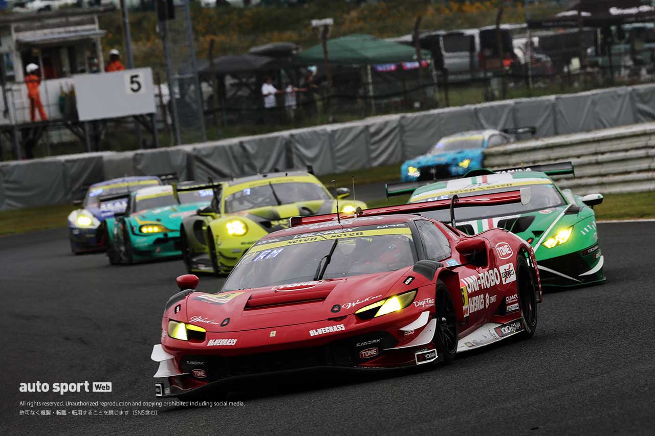 GT300コンビ対談 片山義章×ロベルト・メリ