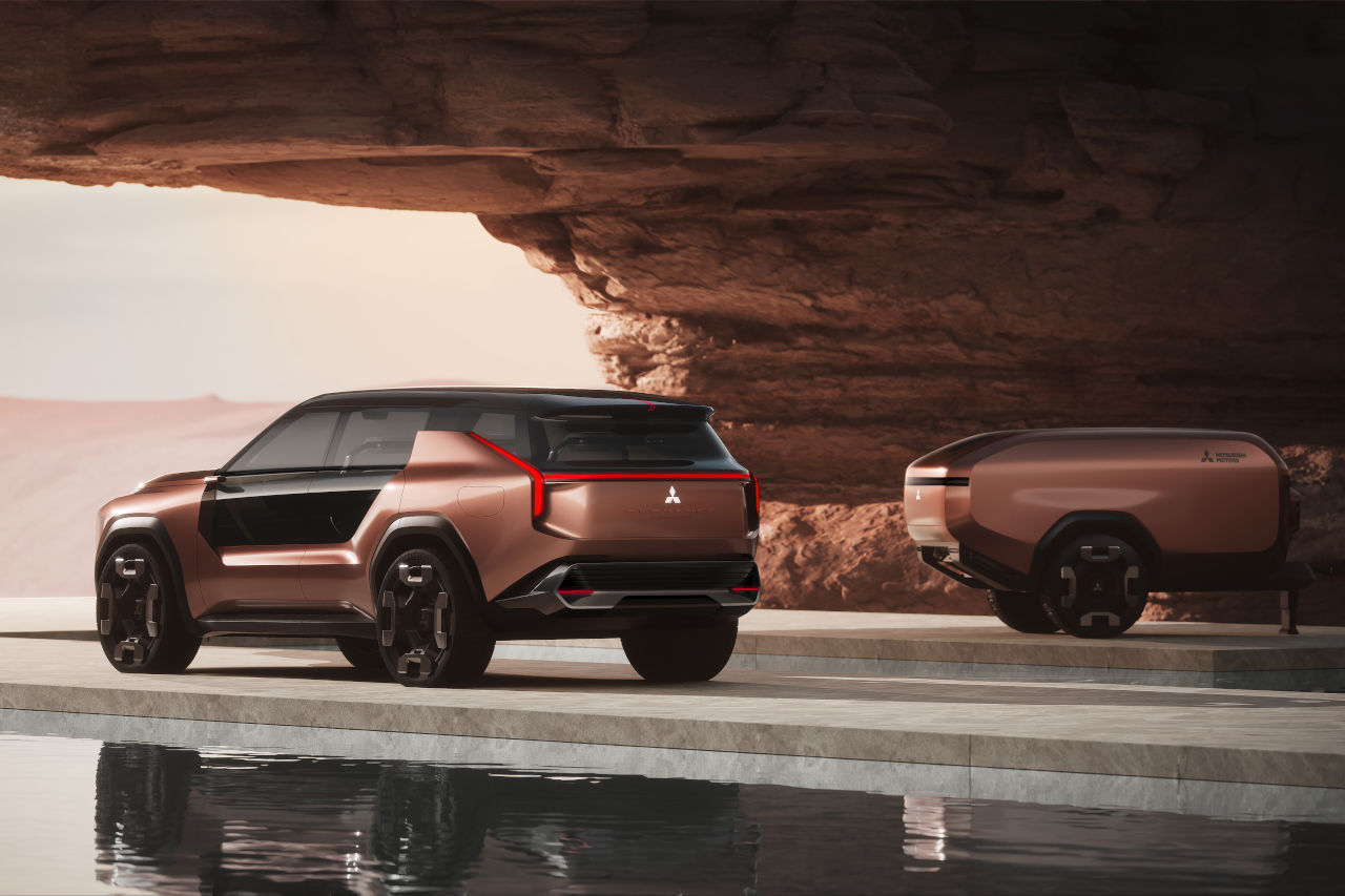 ミツビシ、PHEV搭載のSUV『エレバンス・コンセプト』を世界初披露。クルマで過ごす時間の上質さを追求／ジャパンモビリティショー2025