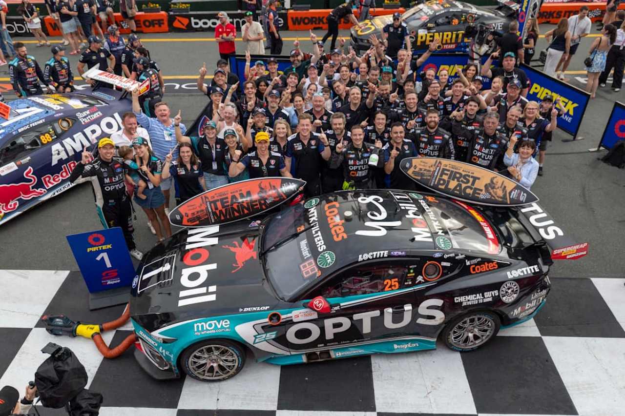 予選からクラッシュ多発の波乱も来季トヨタ陣営のエース格、モスタートが逆転の連勝劇／RSC第11戦