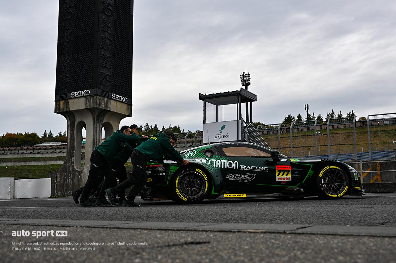 2025スーパーGT第8戦『MOTEGI GT 300km RACE GRAND FINAL』　10月31日 搬入日の様子