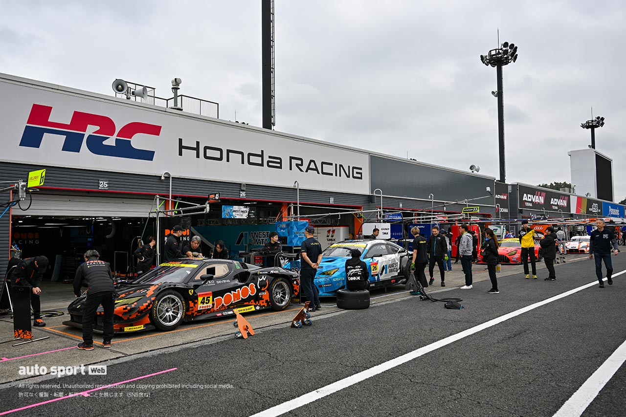 2025スーパーGT第8戦『MOTEGI GT 300km RACE GRAND FINAL』　10月31日 搬入日の様子