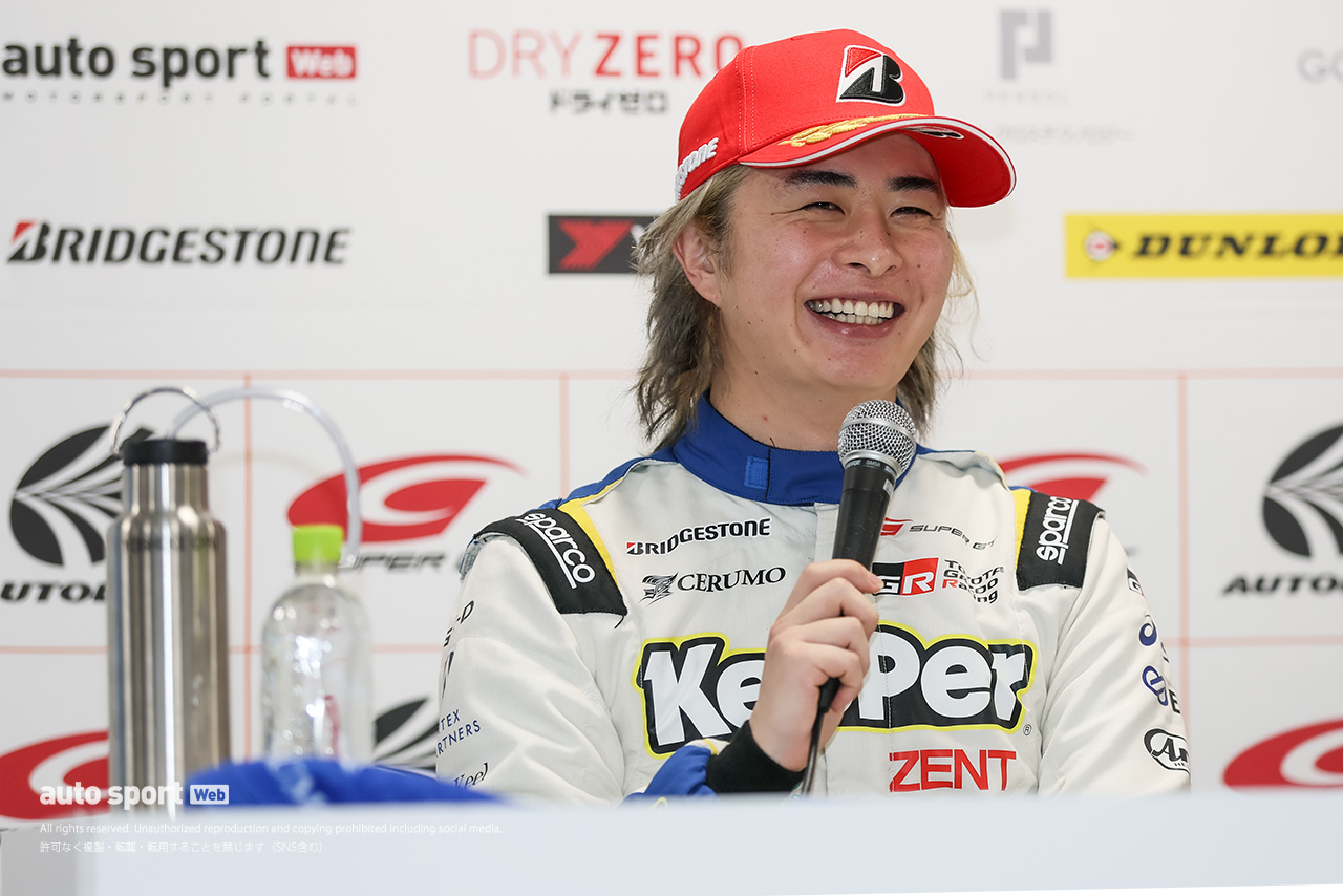 石浦宏明「子供たちに格好良い姿を見せて終わりたい」大湯都史樹の献身にも感謝【スーパーGT第8戦もてぎGT500予選会見】