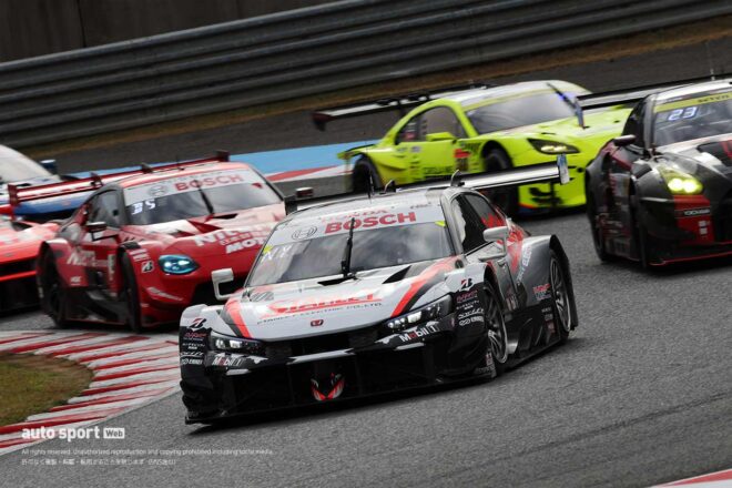 2025年スーパーGT第8戦モビリティリゾートもてぎ決勝日