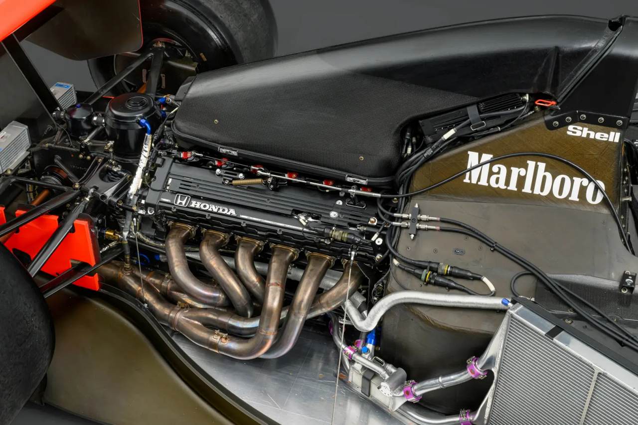 アイルトン・セナ、最初のブラジルGP優勝車『マクラーレンMP4/6』シャシーNo.1がオークションへ