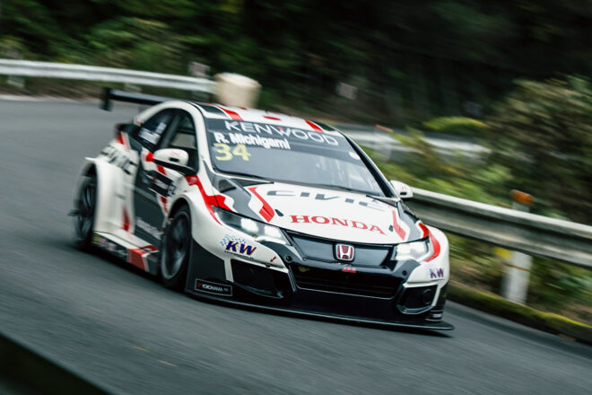 今年はNASCARやバイクも登場。峠道を駆け抜ける『MHヒルクライム／真庭速祭2025』の追加チケット発売