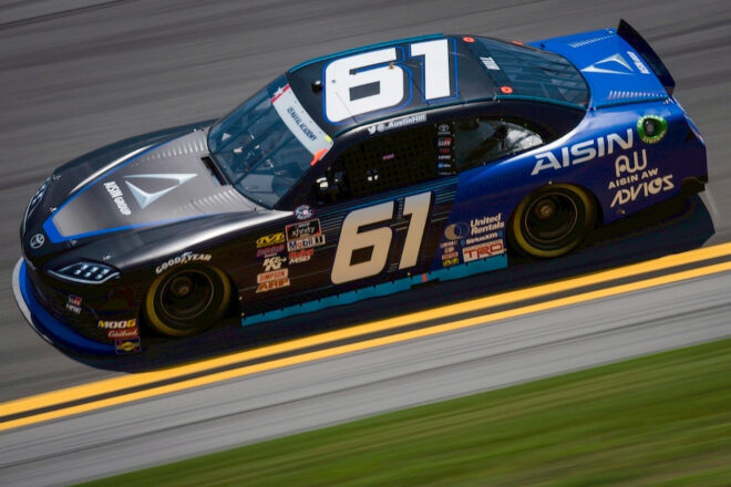 今年はNASCARやバイクも登場。峠道を駆け抜ける『MHヒルクライム／真庭速祭2025』の追加チケット発売