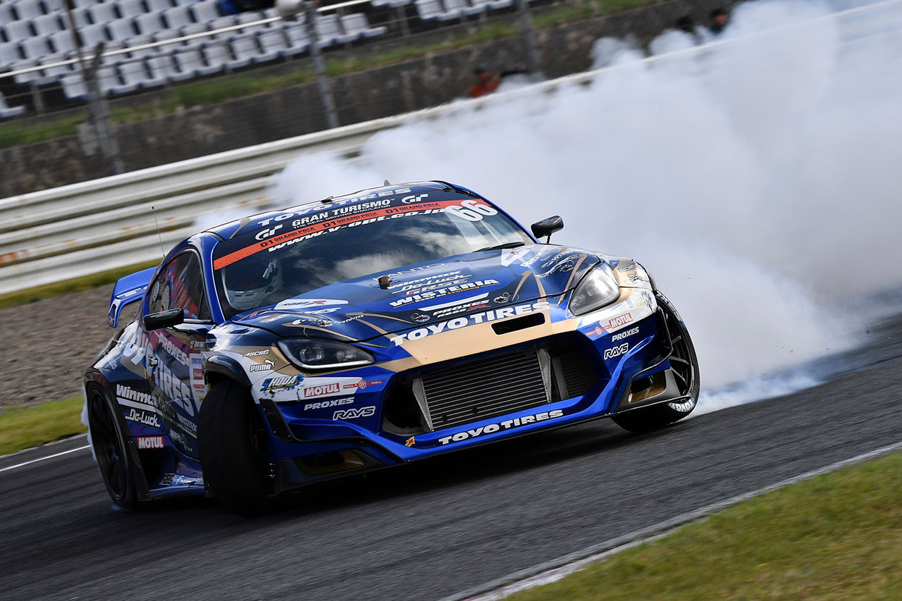 蕎麦切が今季2勝目で選手権をリード。第8戦は親子対決を制した中村直樹が優勝／D1オートポリス