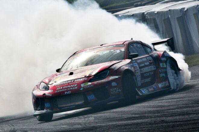 蕎麦切が今季2勝目で選手権をリード。第8戦は親子対決を制した中村直樹が優勝/D1オートポリス