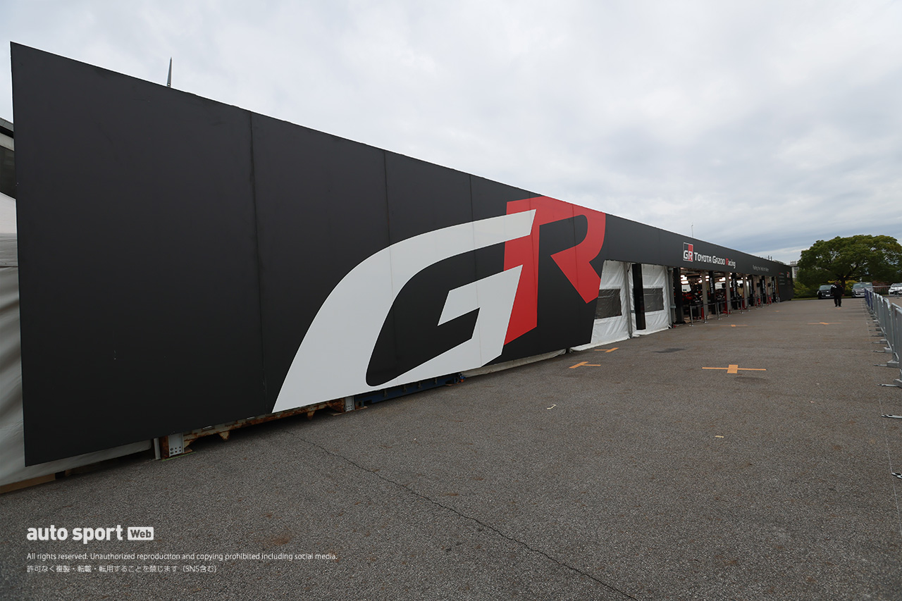 【ラリージャパン写真日記】いよいよ開幕間近。絶賛設営中の豊田スタジアムの様子