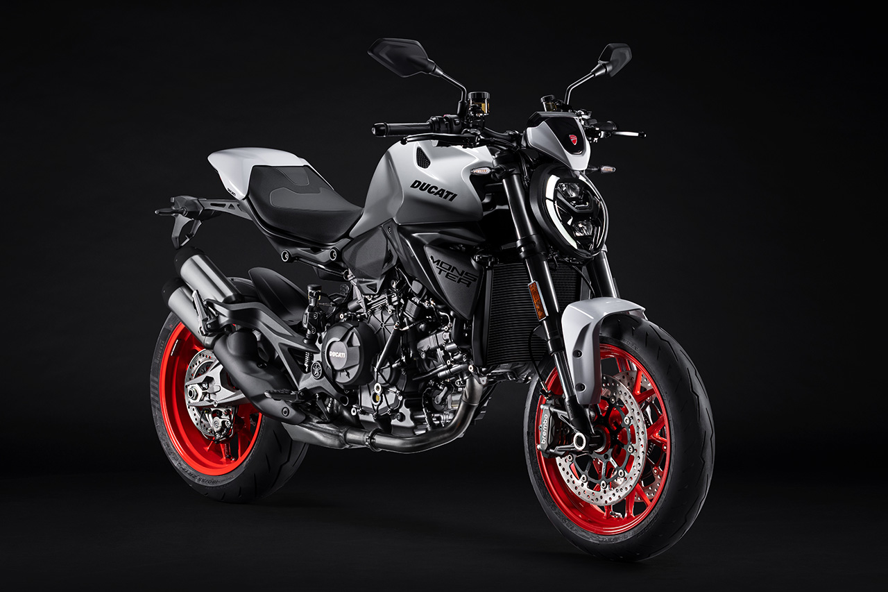 ドゥカティ、スポーツネイキッドの新型『モンスター／モンスタープラス』を発表。2026年2月から発売