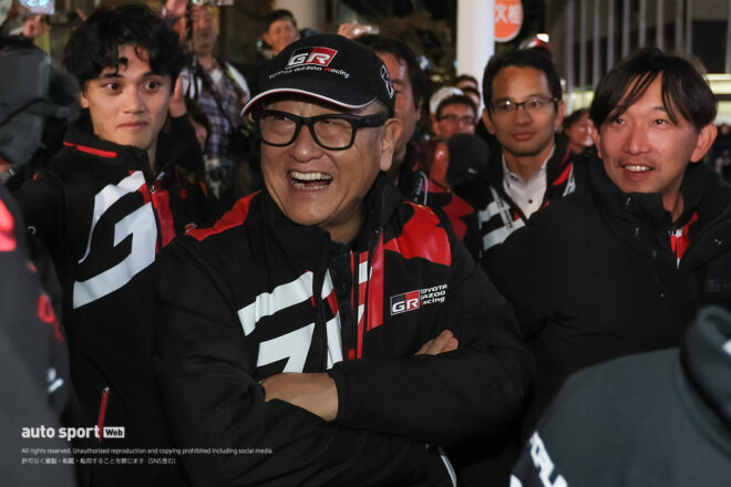 ラリージャパン2025開幕を祝うオープニングセレモニーが開催。モリゾウがトヨタドライバーを激励