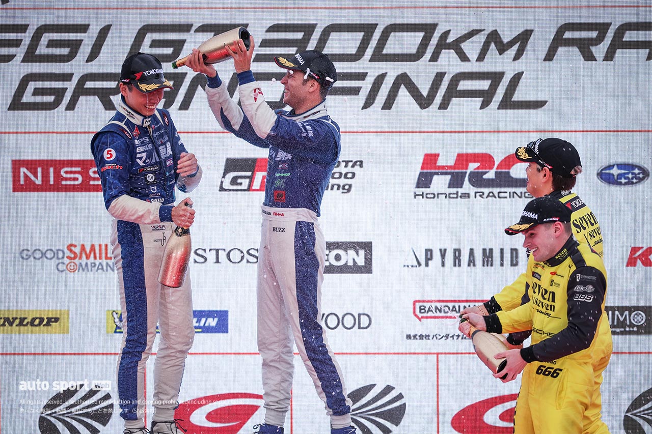 塩津佑介がスーパーGT最終戦で掴んだ“初勝利”「玉中監督とGAINERに感謝。MC86で勝てて本当に良かった」