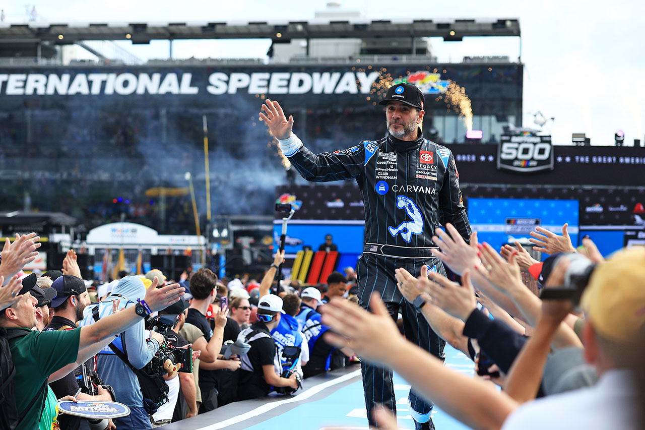 「一度は乗りたかった」大湯＆小高も楽しみなNASCARデモラン。富士スピードウェイでのスーパー耐久最終戦は王者争いと多彩なイベントにも注目