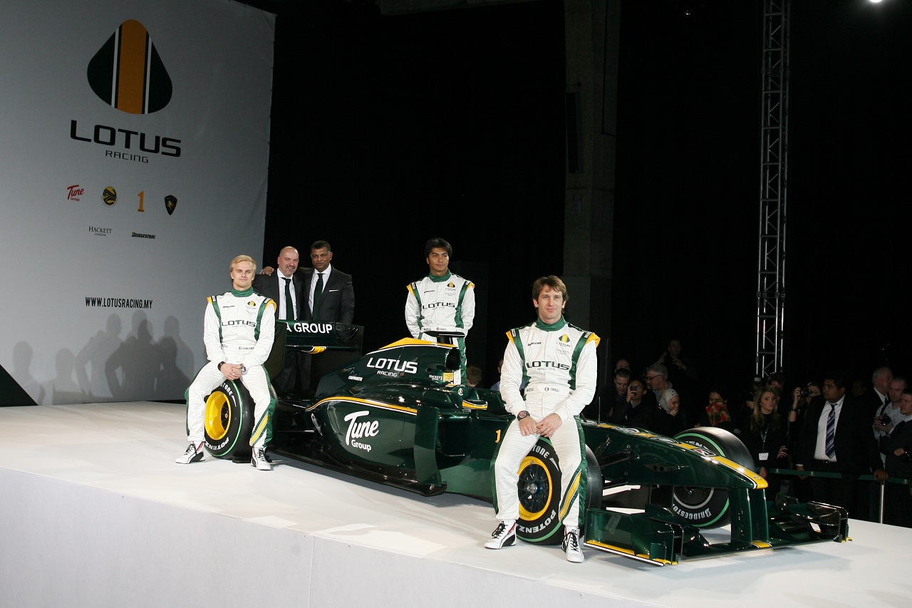 ヤルノ・トゥルーリとヘイキ・コバライネン(ロータス)