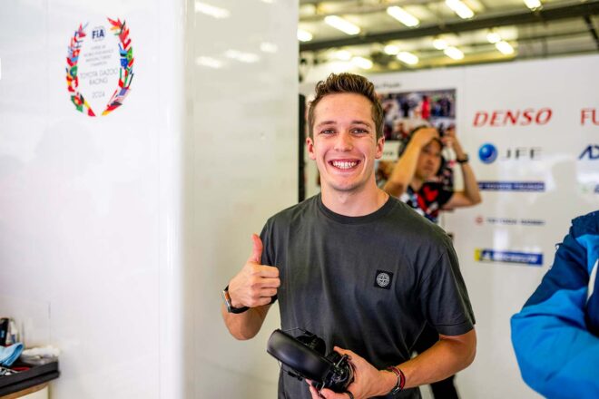 サッシャ・フェネストラズ