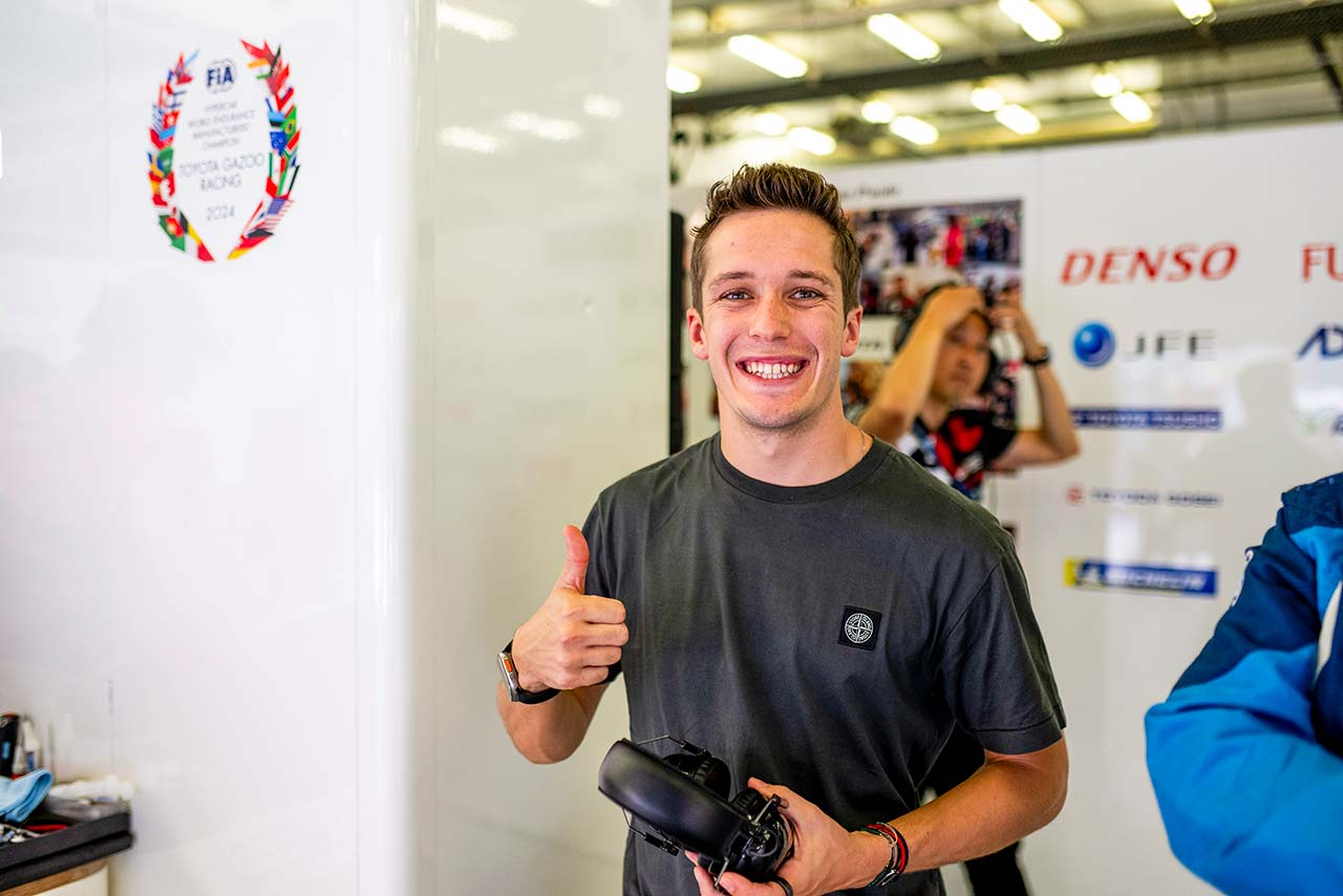 サッシャ・フェネストラズ