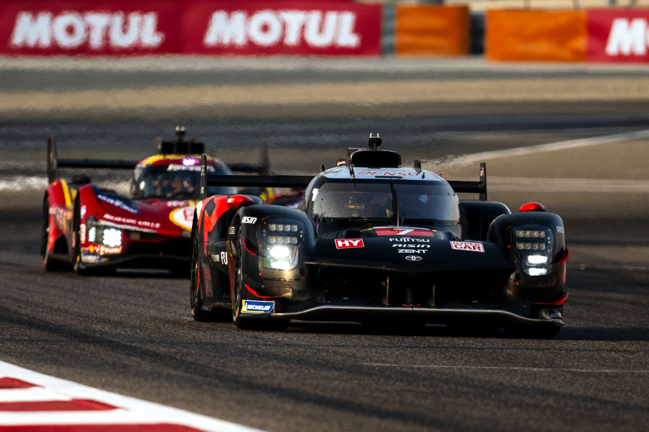 トヨタが好機を逃さず2年ぶりの1-2達成。フェラーリはダブルタイトル獲得で強さ示す【WEC第8戦決勝後半レポート】