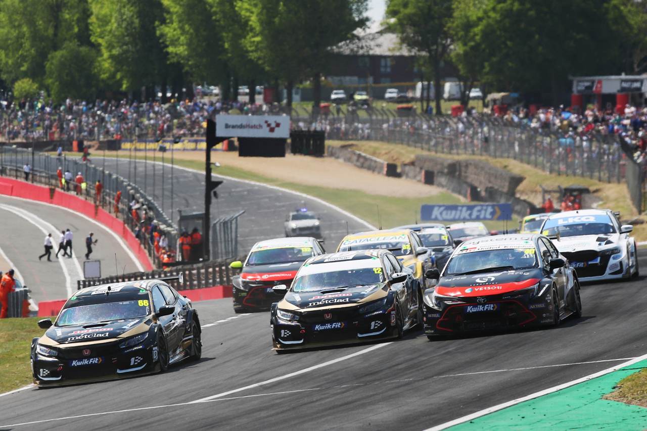 来季2026年より予選レース実施へ「決勝3ヒートは維持しつつ、短距離の激しい刺激を追加」／BTCC