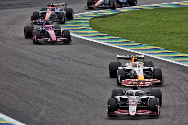 オリバー・ベアマン(ハース)