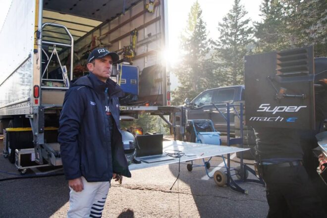 ロマン・デュマがフォード・ラプターT1+を試乗「?マークだらけ（笑）」でバハ1000とダカールへ