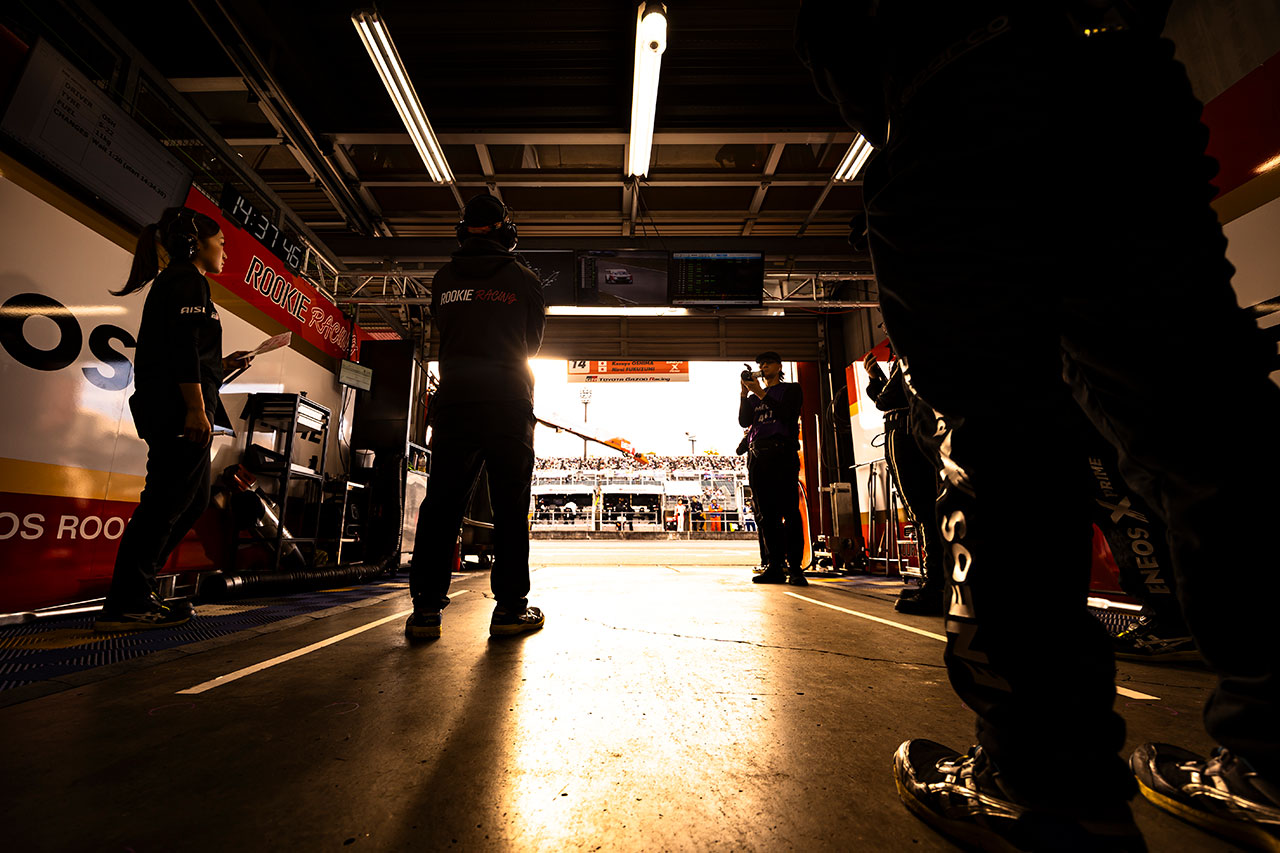 TGR TEAM ENEOS ROOKIE