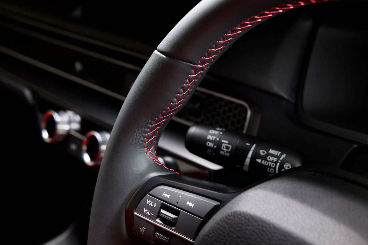 ホンダアクセス、『シビック・タイプR』の内装に上質さをプラスするレザー巻きステアリングホイールを追加設定