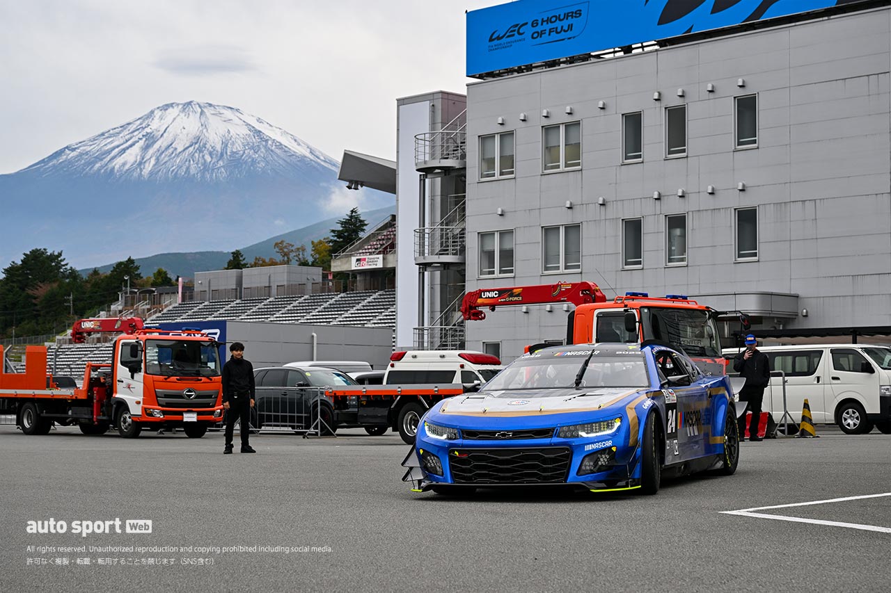 NASCARが富士スピードウェイに見参！ 11月14日のスーパー耐久第7戦富士でのデモランに向け専有走行に臨む
