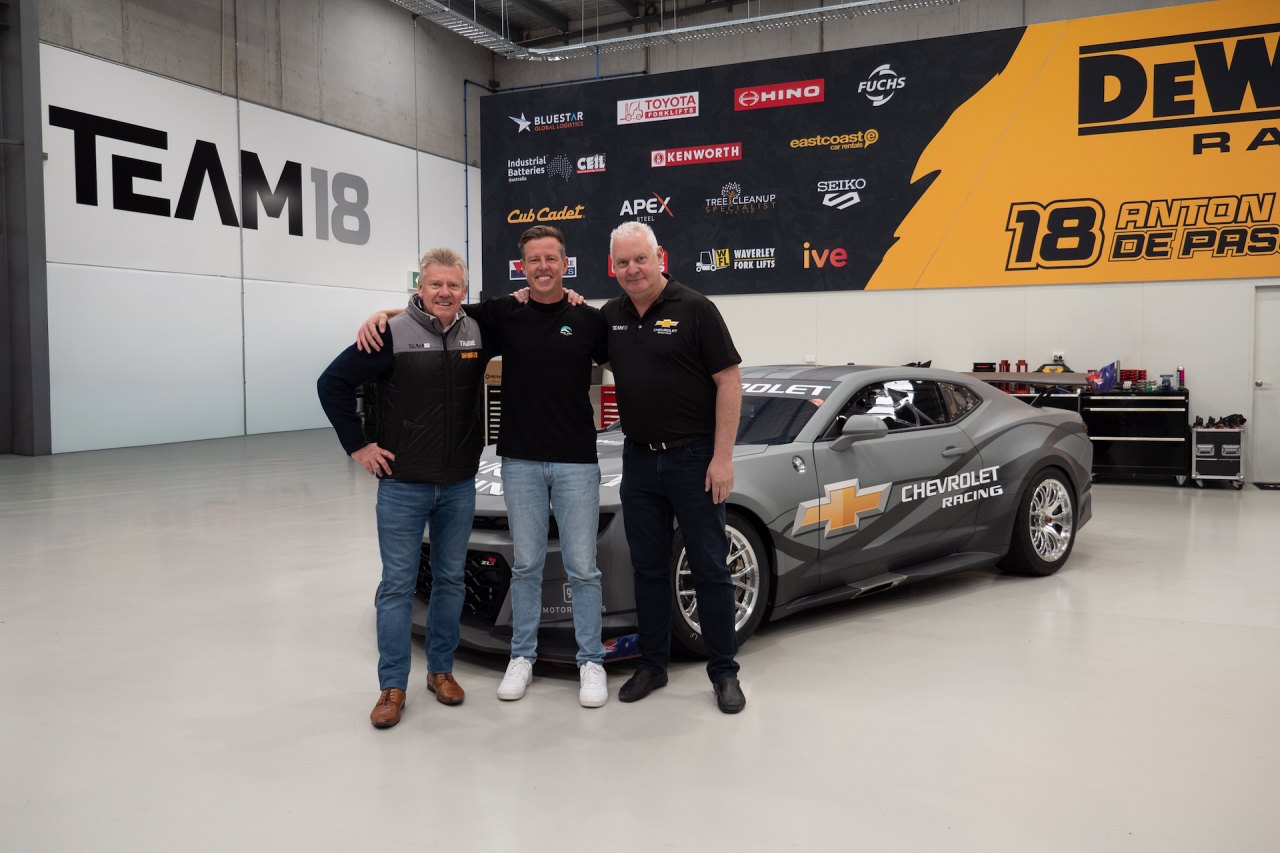 フルタイム引退のジェームス・コートニー、GMシボレー陣営のチーム18とコドライバー契約を締結／RSC