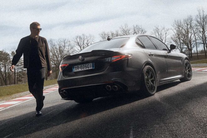 アルファロメオ、正統派サルーン『ジュリア』にアクラポビッチ製のエキゾースト装備の限定車“エストレマ”を設定