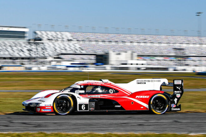 王者ポルシェが『963』にアップデート導入。4度目のエボ・ジョーカー使用はLMDh最多／IMSA