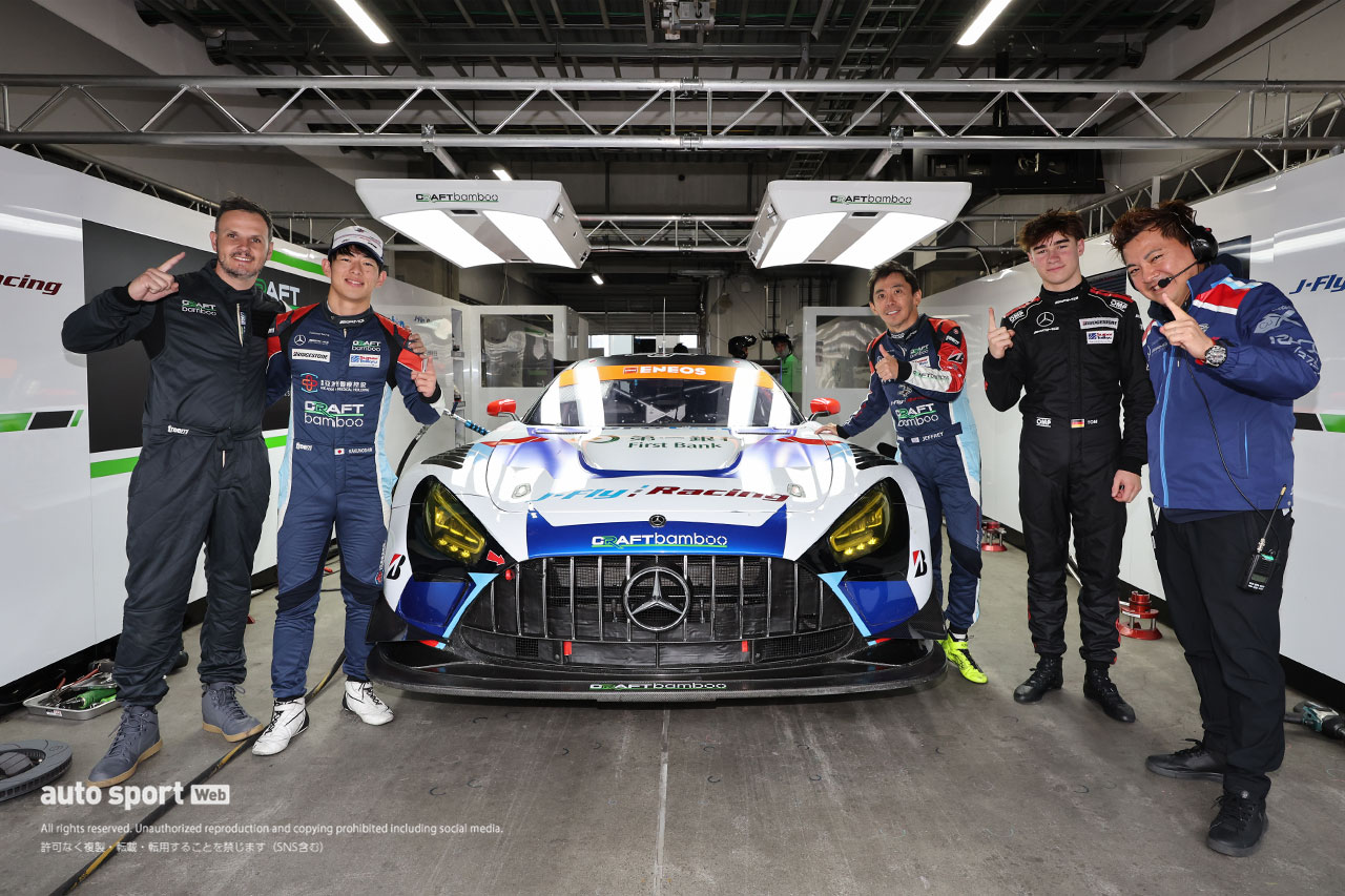 太田格之進／リー・ジェフリー／トム・カレンダー（Craft-Bamboo Racing Mercedes-AMG GT3）