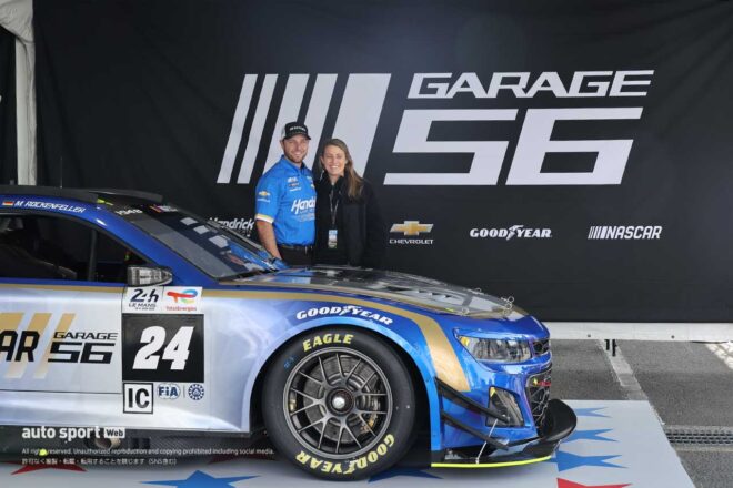 6台のNASCARマシンが富士スピードウェイでゼロ距離＆ド派手ショーラン。モリゾウとグラス駐日米国大使がフォードで先導