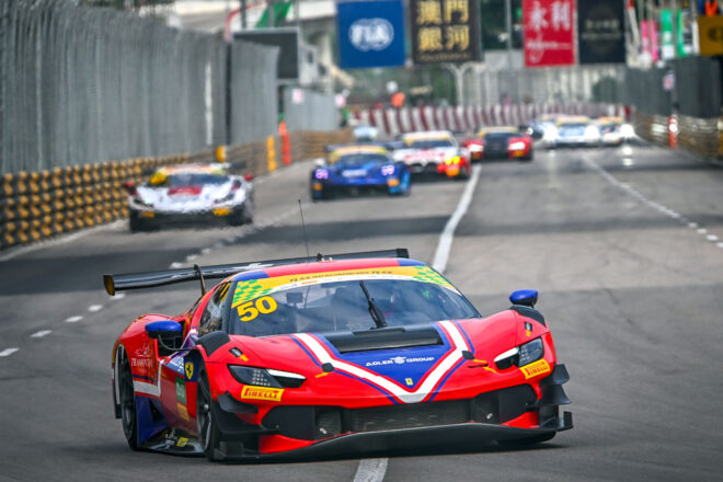 フェラーリ、FIA GTワールドカップ初優勝。マカオでアントニオ・フォコが躍動、予選からトップ譲らず完勝