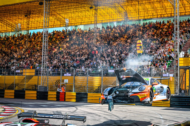 フェラーリ、FIA GTワールドカップ初優勝。マカオでアントニオ・フォコが躍動、予選からトップ譲らず完勝