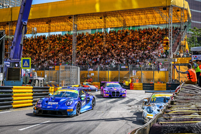 フェラーリ、FIA GTワールドカップ初優勝。マカオでアントニオ・フォコが躍動、予選からトップ譲らず完勝