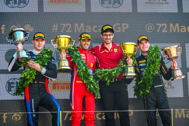 フェラーリ、FIA GTワールドカップ初優勝。マカオでアントニオ・フォコが躍動、予選からトップ譲らず完勝