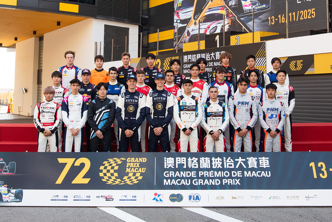 0e1b61e16a2da1e8284fff485219b480