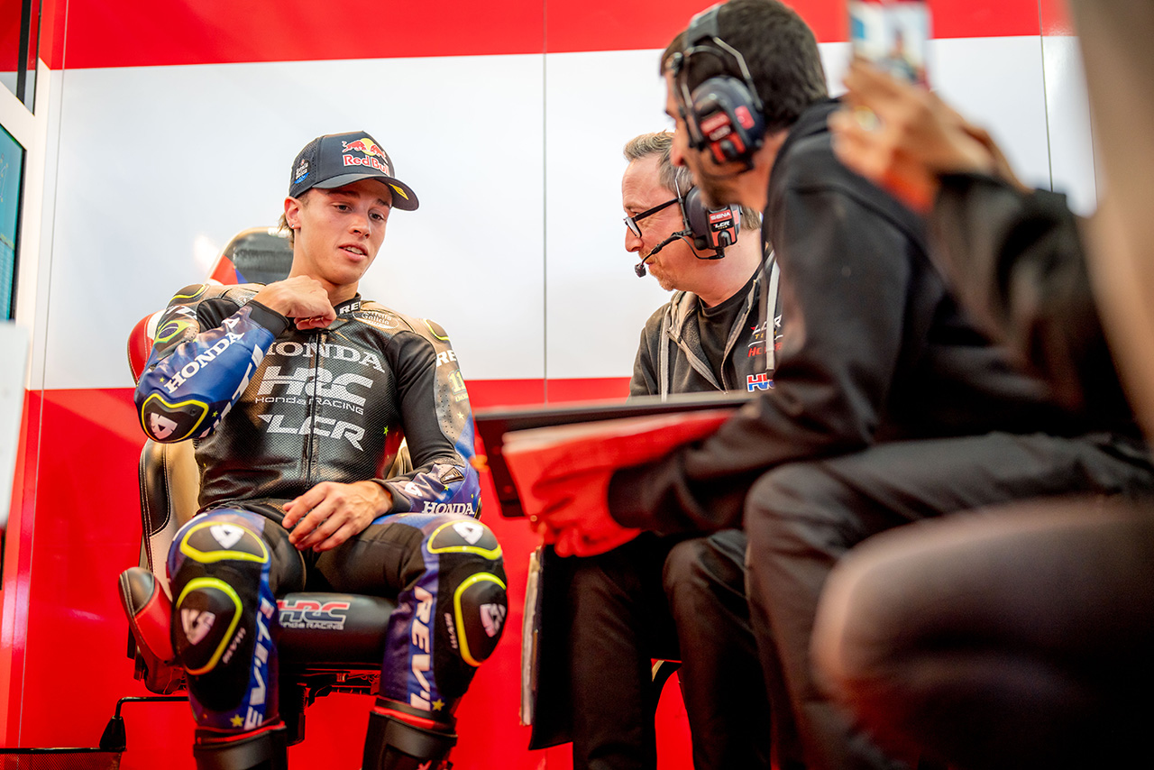 MotoGP初走行のモレイラ「実際に走らないとこのスピードは想像できない」と嬉しさ滲ます／バレンシア公式テスト