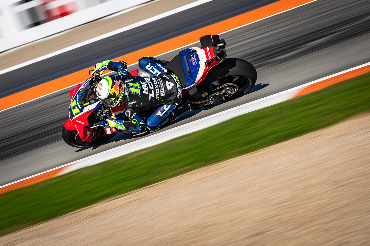 MotoGP初走行のモレイラ「実際に走らないとこのスピードは想像できない」と嬉しさ滲ます／バレンシア公式テスト