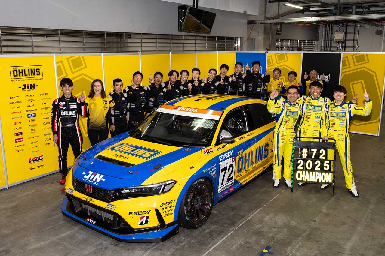 日本自動車大学校（NATS）のメンバーたち