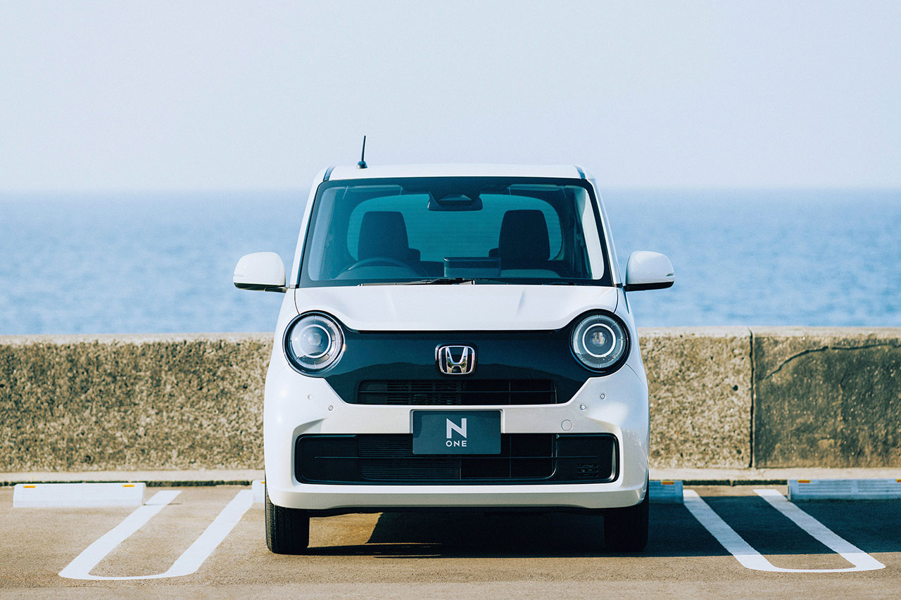 ホンダ『N-ONE』が一部改良。RSを6速MT専用化、特別タコメーターやシフトインジケーターも装備