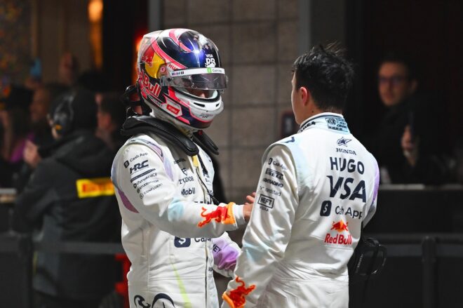 AE[\ƃACUbNEnW[i[VOuYj