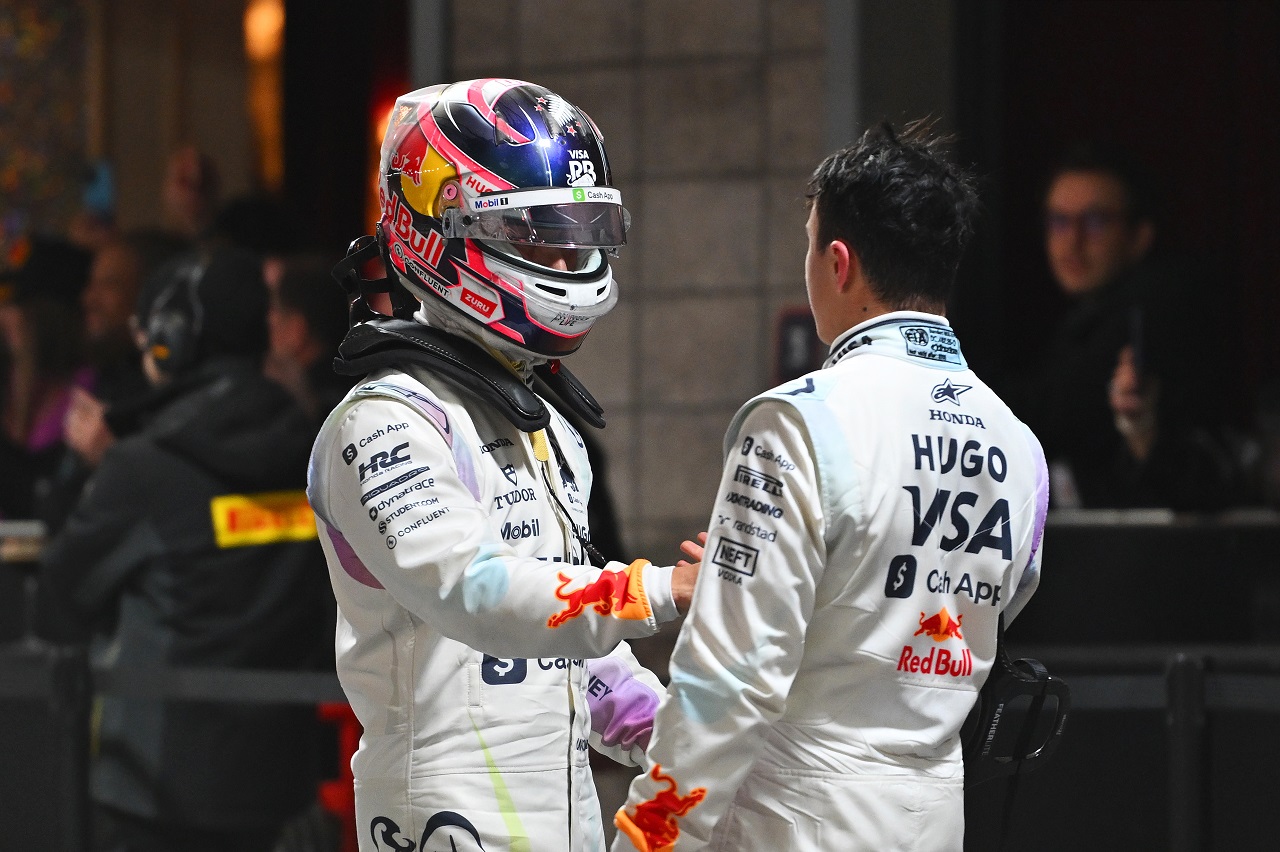 リアム・ローソンとアイザック・ハジャー（レーシングブルズ）