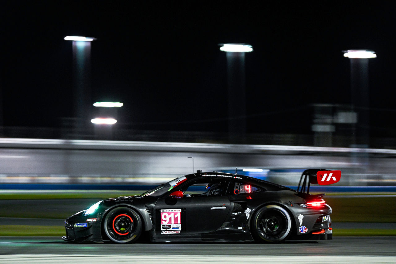 ニュル24時間を代表するマンタイの「グレロカラーをアメリカに持ち込みたい」2023年DTM王者プライニングが意欲／IMSA